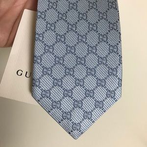 New Gucci GG Logo Silk tie